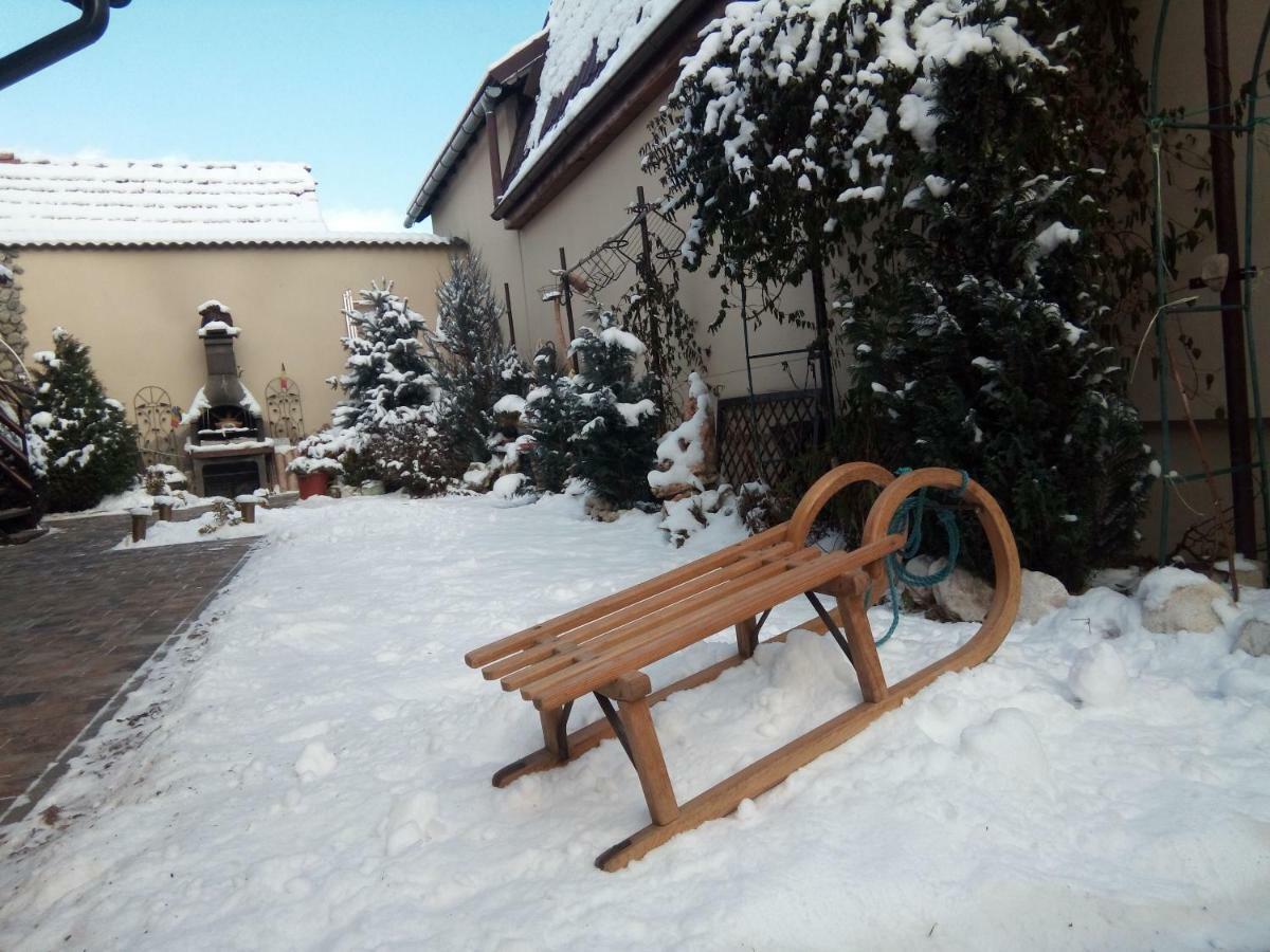 Rasnov Retreat Otel Dış mekan fotoğraf